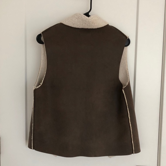 Jack by BB Dakota Faux Sherpa Vest - Picture 2 of 4